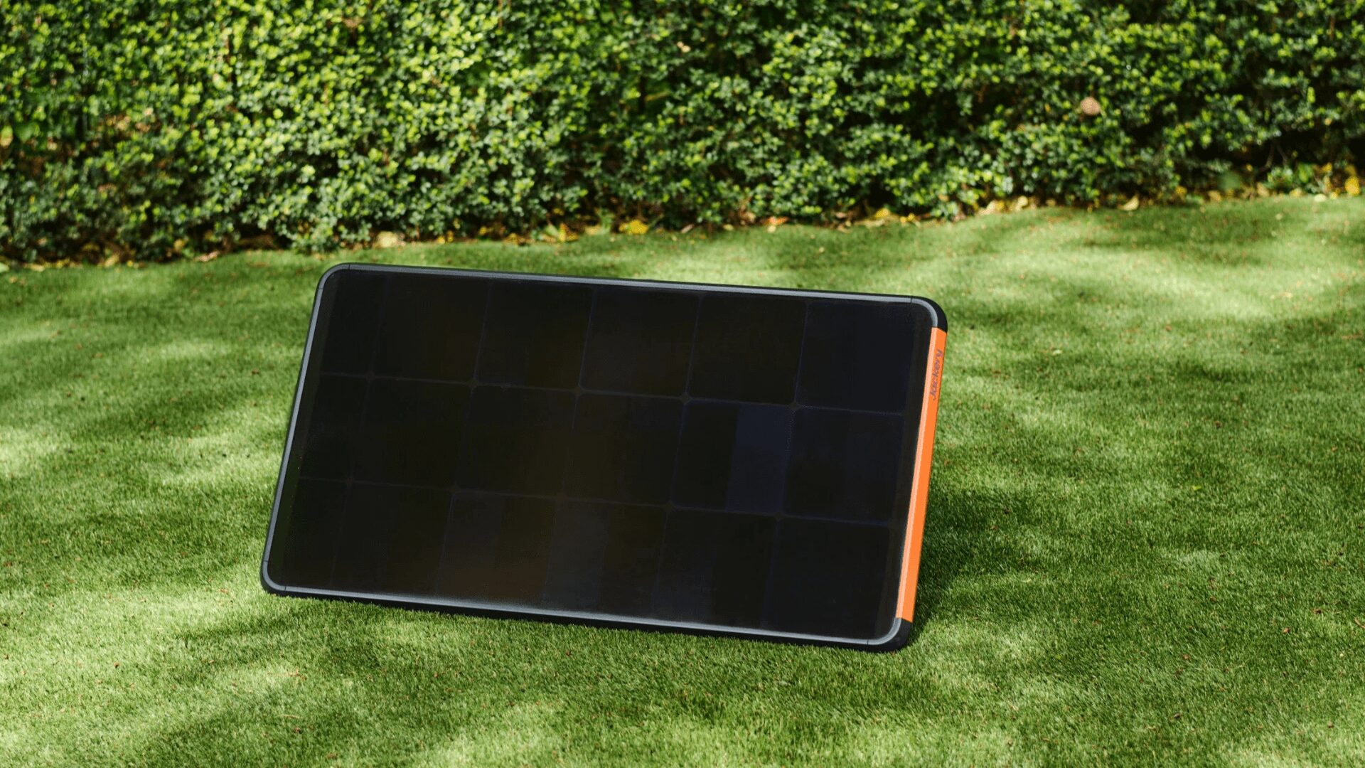 Jackery SolarSaga 100 Prime ソーラーパネル | ソーラーバンクス